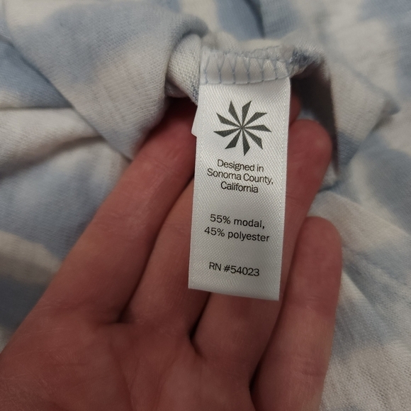 Athleta Tie Dye High Neck Tank Top Size Medium - Picture 9 of 10